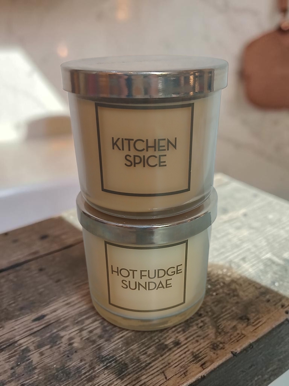 Bath & Body Works Cream Kitchen Spice & Hot Fudge Sundae Two-Wick Candle Duo